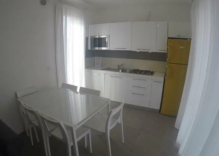 Orate - Agenzia Cocal דירה קאורלה